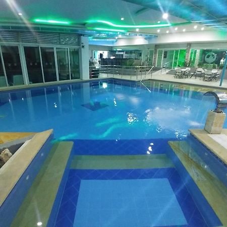 Hotel Campestre El Cisne Barranquilla  Exteriör bild