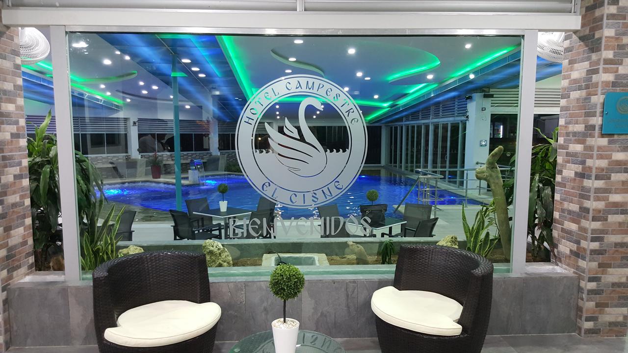 Hotel Campestre El Cisne Barranquilla  Exteriör bild