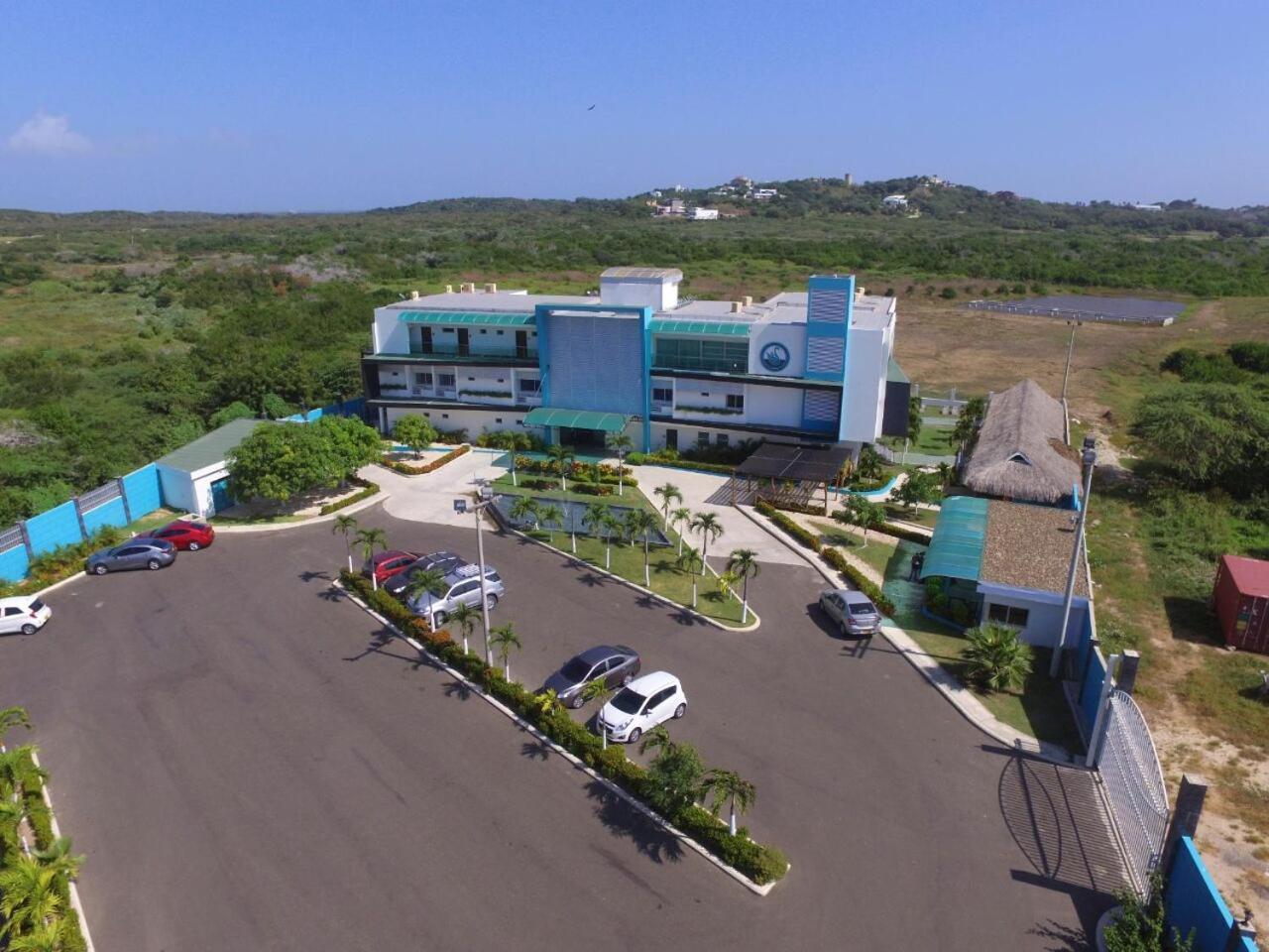 Hotel Campestre El Cisne Barranquilla  Exteriör bild